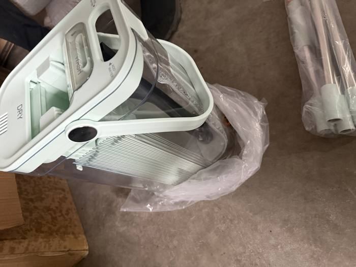 Customer photo of the wash and dry chambers in the bucket